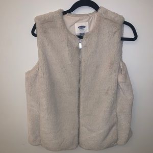 FAUX FUR VEST